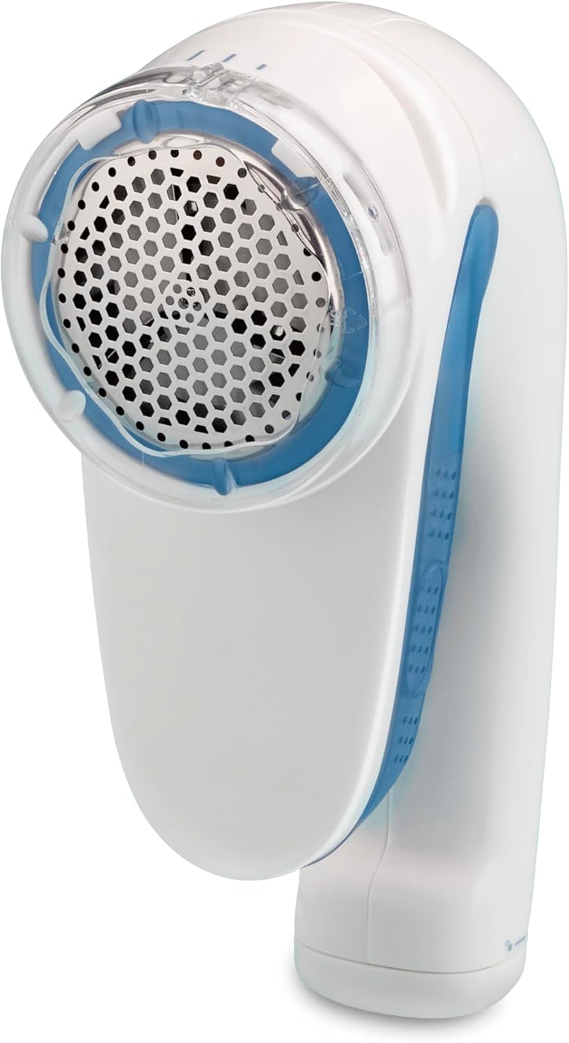 Conair-Fabric-Shaver-and-Lint-Remover,-Battery-Operated-Portable-Clothes-Shaver-with-3-1602