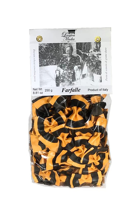 Antica-Madia-Farfalle-Pasta-with-Paprika-and-Black-207