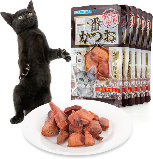 Purrfect-Paws-Cat-Snacks---Natural-Hand-Cut-Tuna-Treats/Cat-3