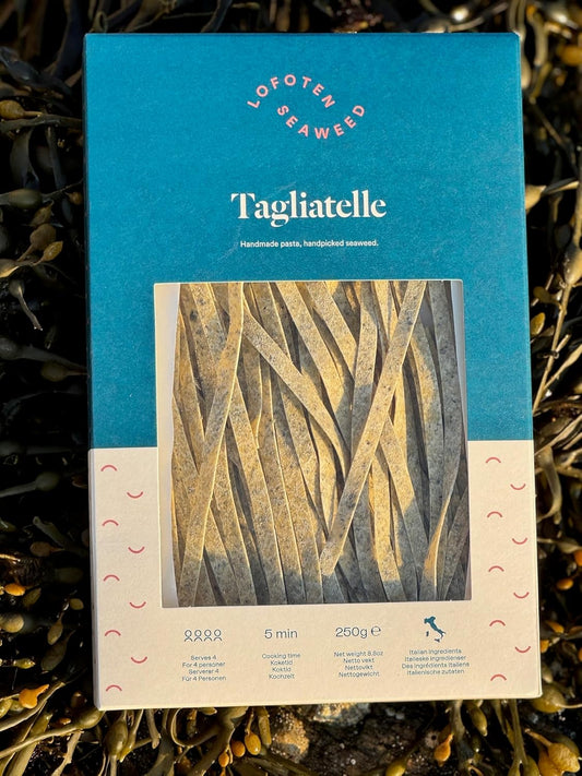 Lofoten-Seaweed-Seaweed-Tagliatelle:-traditionally-made-Italian-pasta-136