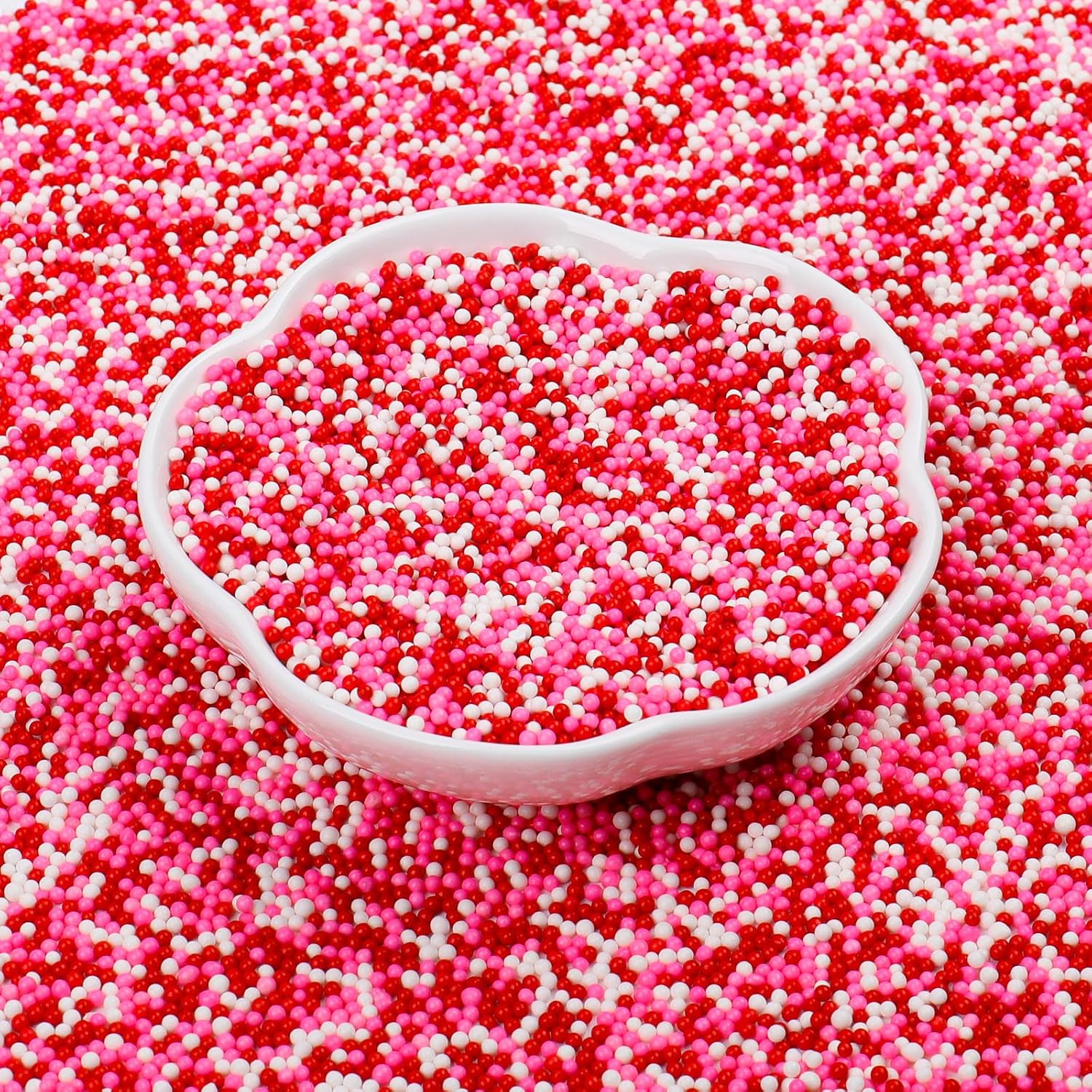 Valentine-Nonpareils-Sprinkles---2mm-Red-Pink-White-Mini-Edible-Pearls,-White-Sprinkles-Cake-1578